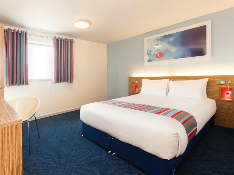 Travelodge וויידברידג' מראה חיצוני תמונה